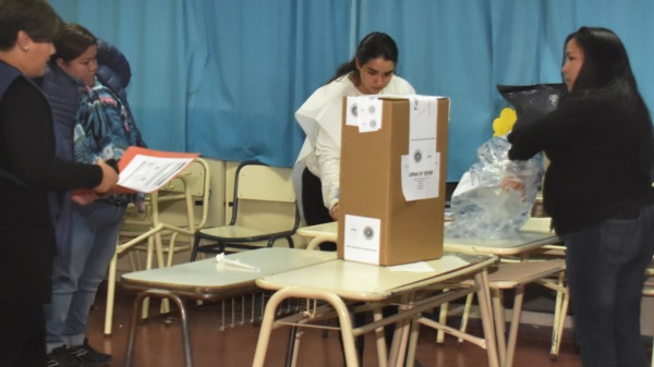 Conteo. Los auxiliares deberían aguardar que se usen las aulas para luego proceder a dejarlas limpias. 