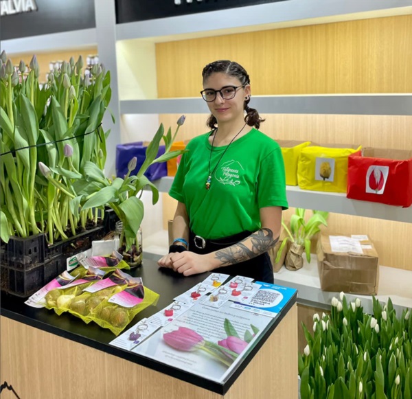 Tulipanes. Un stand que no pasó desapercibido en el Predio Ferial.