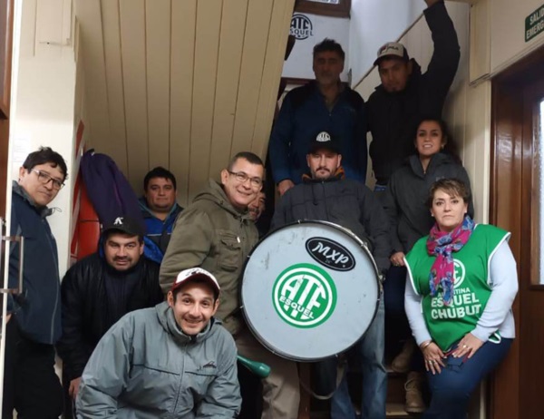 Protesta. Toma pacífica en la Dirección Regional de Obras Públicas.