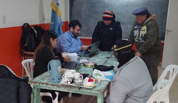 Para acceder al subsidio, los vecinos deben acercarse con la factura.