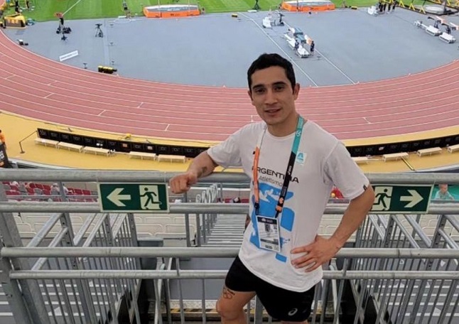 Al paso de los 30K, Arbe se ubicaba en el puesto 63 con 1:39:23.
