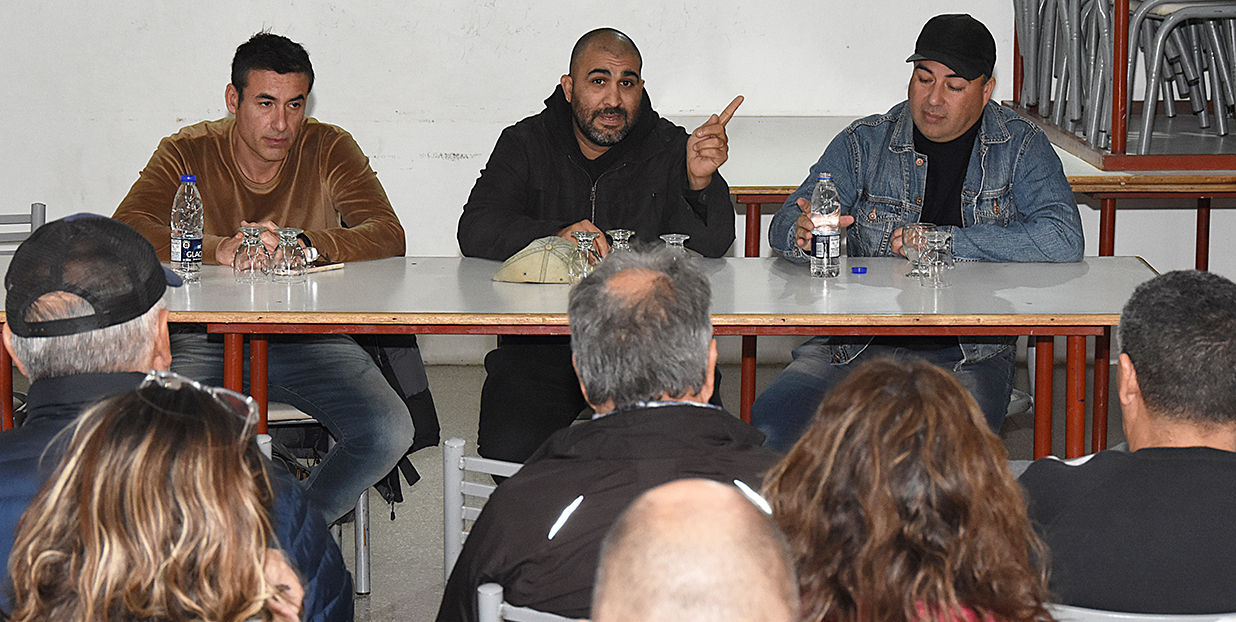 Explicaciones. Los representantes de los uniformados informaron acerca de la marcha de la negociación.
