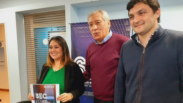 Alfredo Béliz, secretario general del SEC, junto a Romero y Zárate.