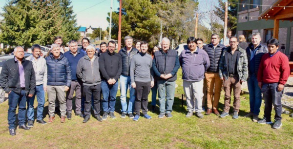 Documento. Los jefes comunales se comprometieron a respaldar la gestión que se inicia el 10 de diciembre. 